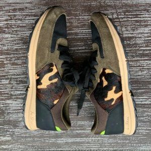 Sam Edelman Camouflage Des Jogging Sneakers